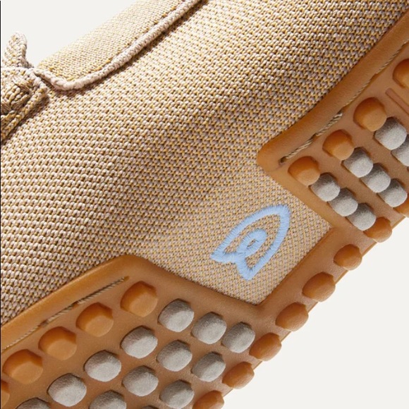 Rothy’s The Driving Loafer Beige Mens Size 7.5 - Picture 3 of 4